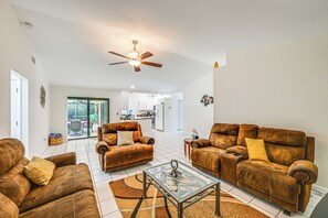 單棟房屋 (5 Bedrooms) | 內部