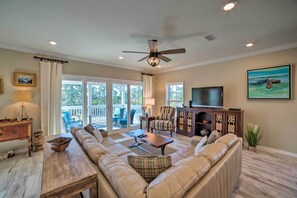 Interior - Lost Key Golf Resort Townhome < 1 Mi to Beach! (Pensacola)