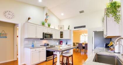 Private Estate on 10 Acres w/ Pool in Bradenton