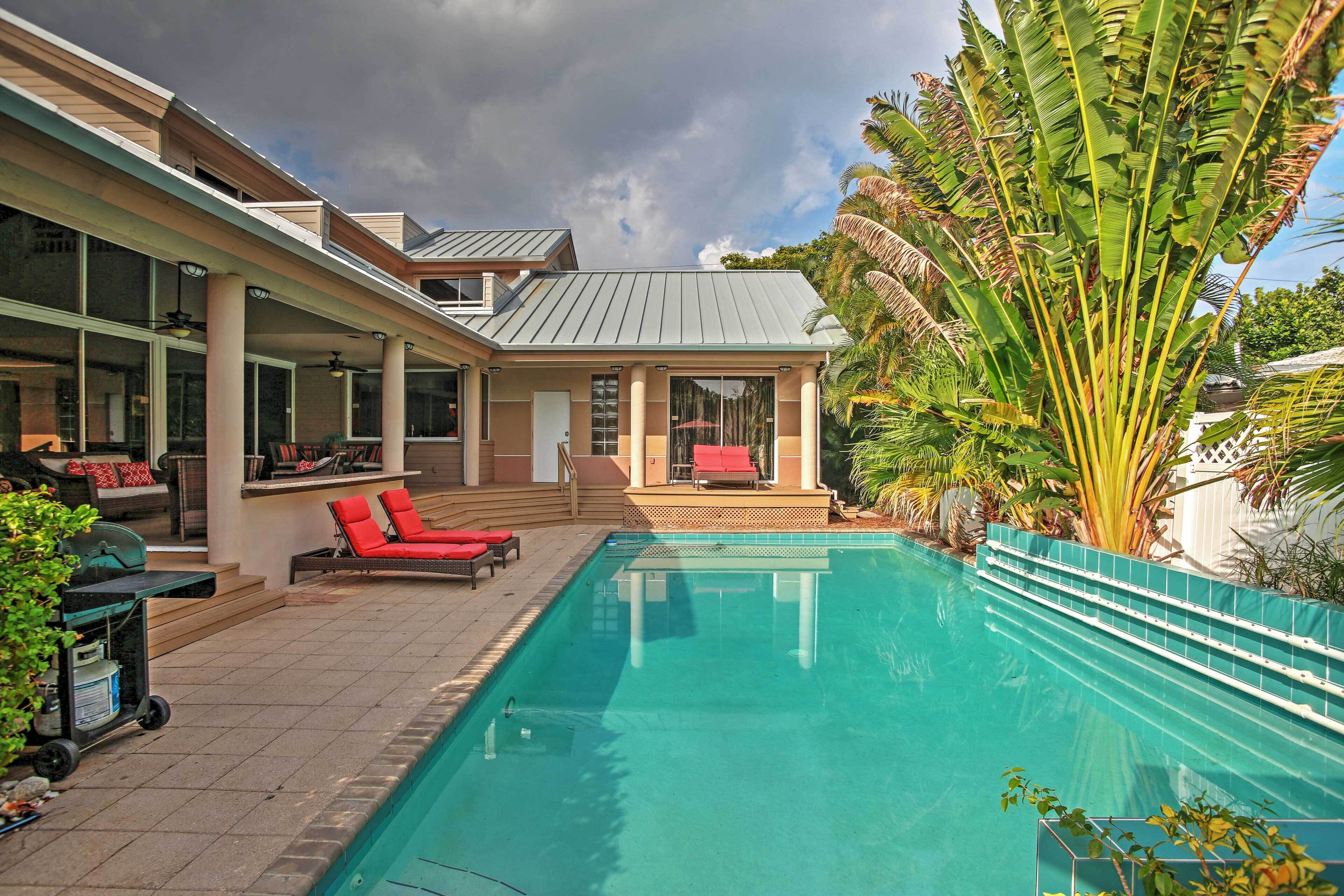 Large Pompano Home W/pool: Walk to Private Beach!