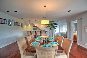 House (5 Bedrooms) | Interior - Walk to Beach! Poolside Oasis in Pompano (Pompano Beach)