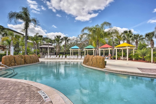 Interior - Resort-style Condo w/ Pool: 6 Mi to Magic Kingdom (Kissimmee)