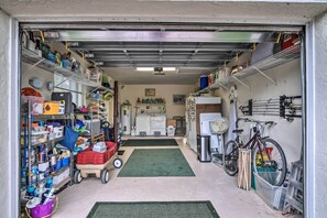 Interior - Spacious Naples Home < 1 Mi to Vanderbilt Beach! (Naples)