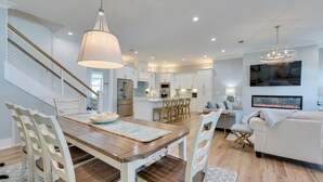 Rumah (4 Bedrooms) | Interior