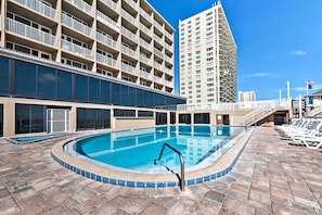 Apartment (0 Bedroom) | Interior - Oceanfront Daytona Beach Studio w/ Balcony! (Daytona Beach Shores)