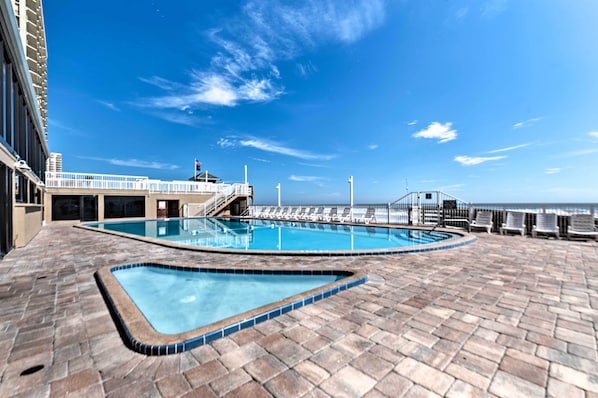 Apartment (0 Bedroom) | Interior - Oceanfront Daytona Beach Studio w/ Balcony! (Daytona Beach Shores)