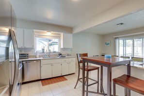 單棟房屋 (3 Bedrooms) | 內部