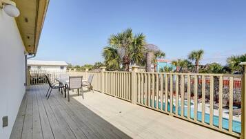 House (6 Bedrooms) | Interior