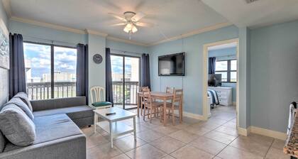 Orlando Condo w/ Balcony: 1.3 Miles to Universal!