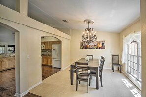 House (4 Bedrooms) | Interior