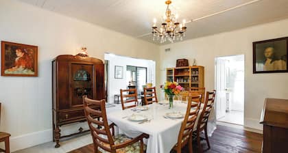 Peaceful Pomona Park Home: 1 Mi to Lake Broward!