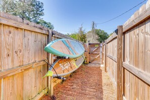 House (2 Bedrooms) | Interior - Pensacola Studio Bungalow < 1 Mi to Bayview Park! (Pensacola)