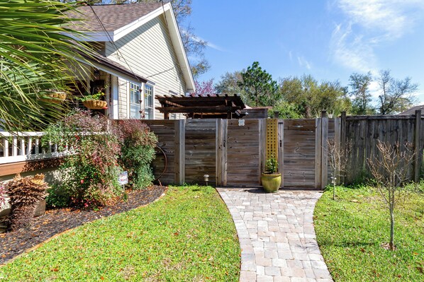 House (2 Bedrooms) | Interior - Pensacola Studio Bungalow < 1 Mi to Bayview Park! (Pensacola)