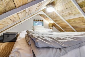 House (1 Bedroom) | Interior