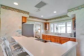 House (3 Bedrooms) | Interior - Cozy Frostproof Escape w/ Private Hot Tub! (Frostproof)