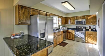 Pet-friendly Daytona Beach Home, Walk to the Ocean