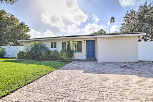 Pet-friendly Home w/ Pool < 4 Mi to Beach!