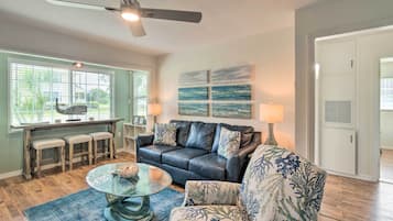 House (3 Bedrooms) | Front of property