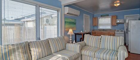 Cottage (2 Bedrooms) | Interior