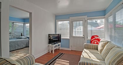 Quiet Cottage < 1/2 Mi to Gulf Coast & Boardwalk!