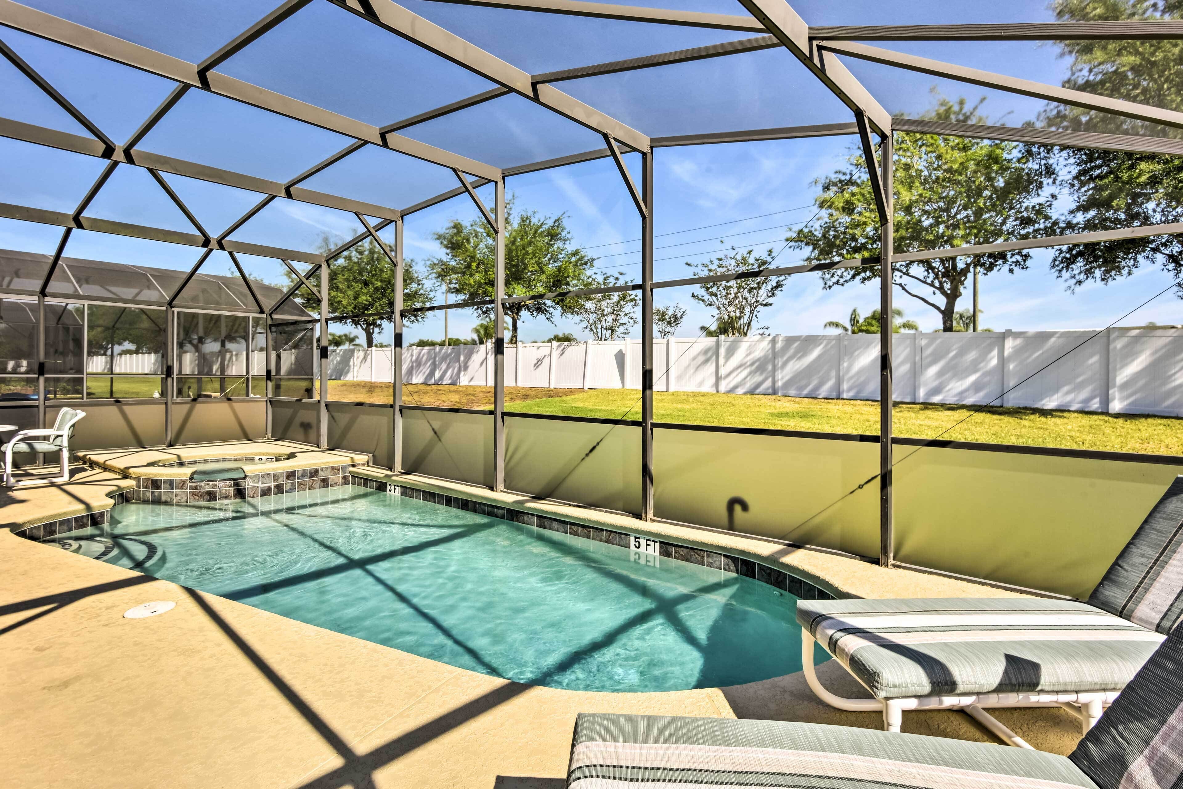 Villa (5 Bedrooms) | Fasade