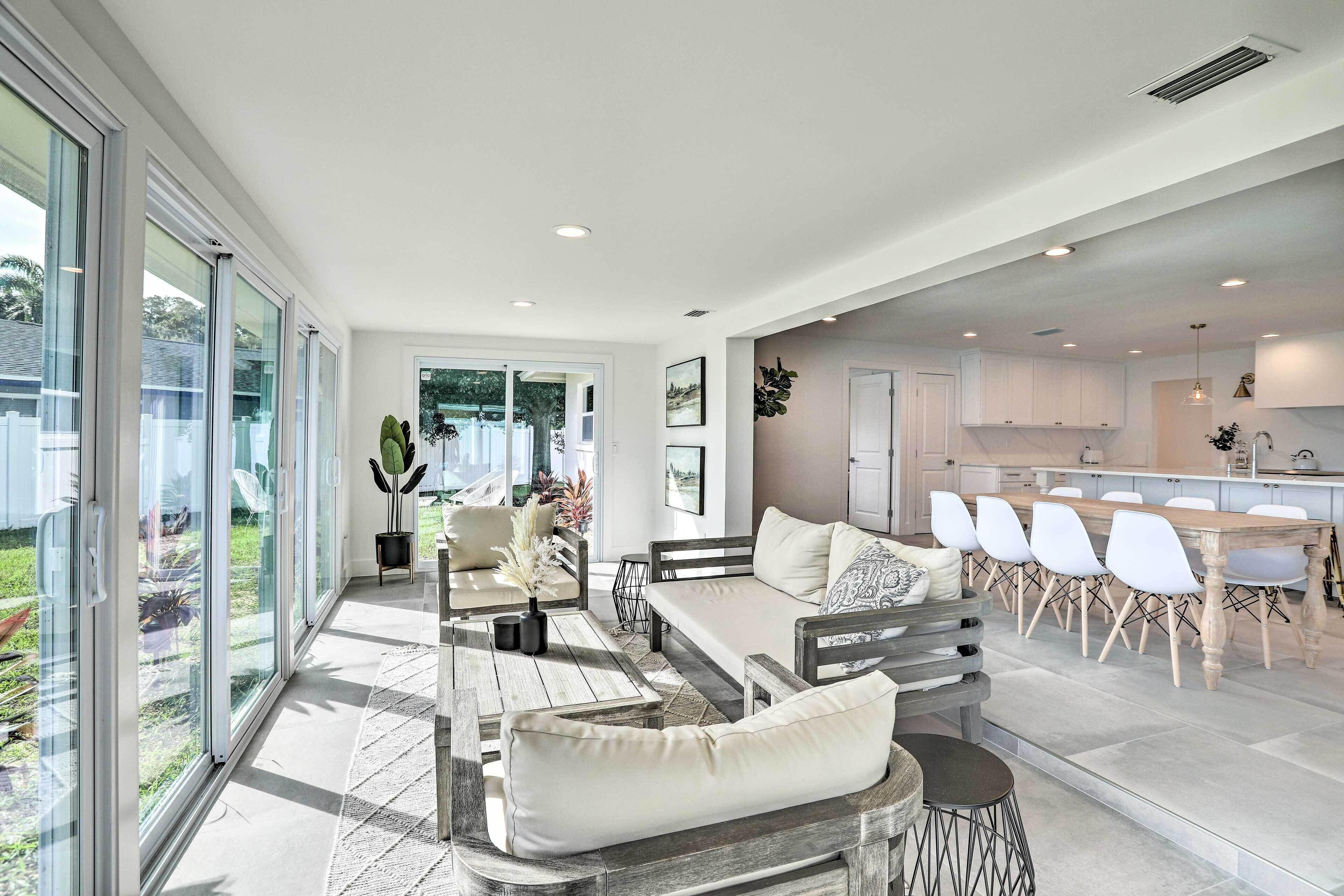 Pet-friendly Seminole Retreat: 2 Mi to Beach!