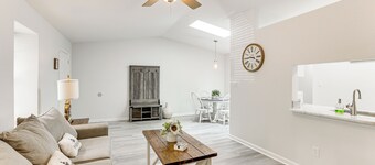 Pet-friendly Home Near Dtwn Tallahassee!