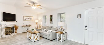 Pet-friendly Home Near Dtwn Tallahassee!