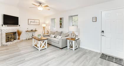 Pet-friendly Home Near Dtwn Tallahassee!
