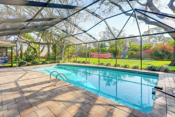 3 Mi To Beach: Prime Largo Home W/ Pool! - Largo, FL