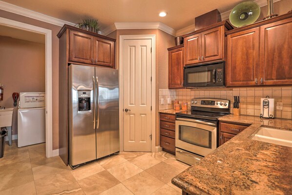 Interior - Riverfront Titusville Home w/ Pool + Pickleball! (Titusville)