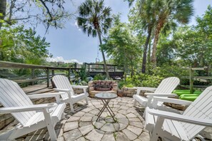 House (4 Bedrooms) | Interior - Dock & Kayaks: Riverfront Dunnellon Home! (Dunnellon)
