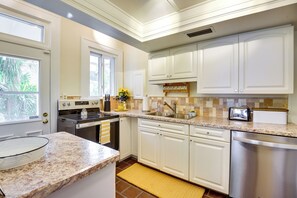 House (3 Bedrooms) | Interior - Sarasota Vacation Rental w/ Private Pool & Lanai! (Sarasota)