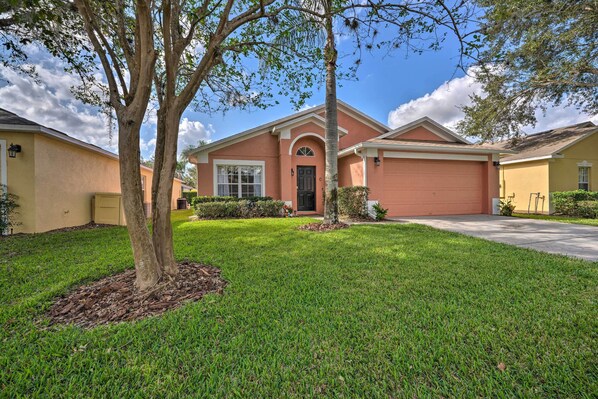 House (5 Bedrooms) | Interior - 10 Mi to Disney + Heated Pool: Florida Abode! (Clermont)