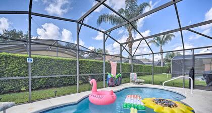 10 Mi to Disney + Heated Pool: Florida Abode!