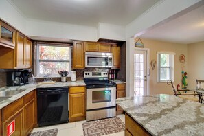 House (3 Bedrooms) | Interior - Satellite Beach 'sunshine House' w/ Hot Tub! (Satellite Beach)