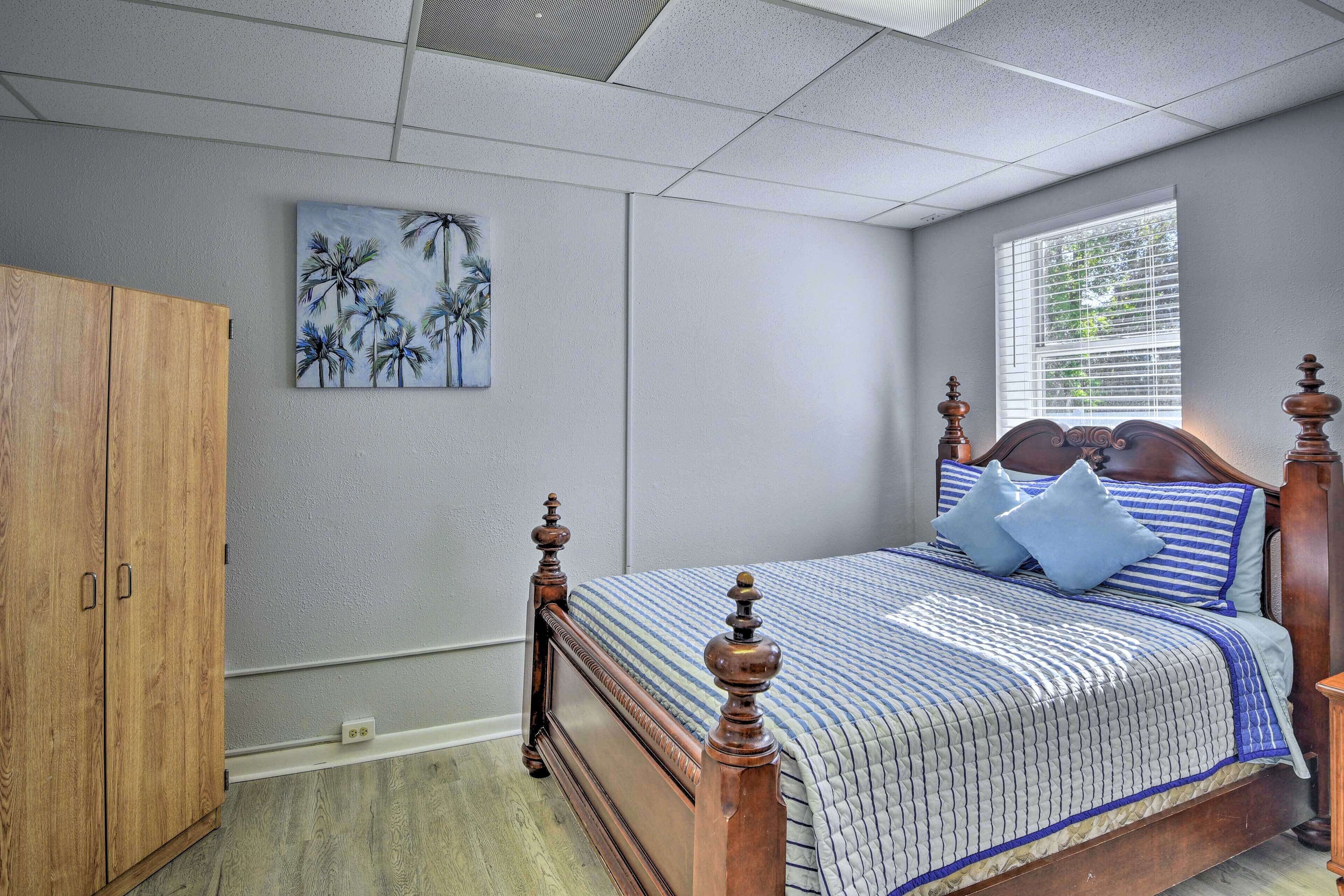 House (5 Bedrooms) | Interior