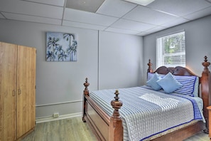 House (5 Bedrooms) | Interior