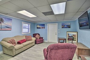 House (5 Bedrooms) | Interior - Serene Daytona Beach House w/ Private Yard! (Daytona Beach)