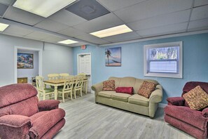 House (5 Bedrooms) | Interior - Serene Daytona Beach House w/ Private Yard! (Daytona Beach)