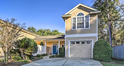 'sassy Tallahassee' Home, 5 Mi to Downtown!