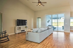 House (5 Bedrooms) | Interior - Spacious Ocala Home w/ Lanai & Private Pool! (Ocala)