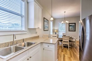 Cottage (4 Bedrooms) | Interior