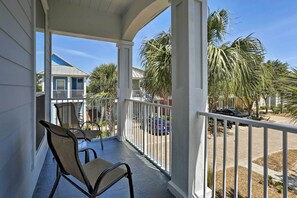 Cottage (4 Bedrooms) | Interior - Spacious Miramar Beach Cottage w/ Beach Access! (Miramar Beach)