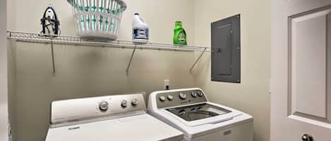 Cottage (4 Bedrooms) | Interior