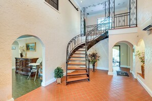 Interior - Spacious Tampa Vacation Rental w/ Pool & Dock (Tampa)