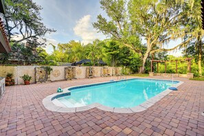 House (6 Bedrooms) | Interior - Spacious Tampa Vacation Rental w/ Pool & Dock (Tampa)