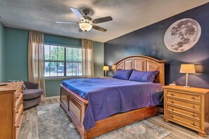 House (4 Bedrooms) | Interior