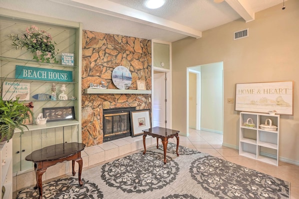 House (4 Bedrooms) | Interior - 3 Mi to Philippe Park & Pier: Stunning Retreat (Safety Harbor)