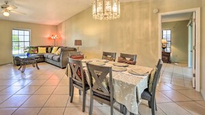 บ้านพัก (4 Bedrooms) | ภายใน